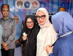 Wagub Sulsel Terpikat Keindahan Kain Taipa, Borong Produk UMKM di Expo Luwu Timur