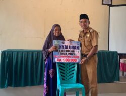 Pemdes Mandiri Salurkan BLT-DD Tahap III kepada 10 KPM