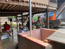 ‎Peduli Warga Terdampak Kemarau, Koramil 1419-01/Maiwa Salurkan Air Bersih di Bangkala