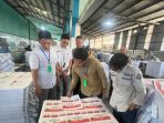 Dicetak di Gresik, Ketua Bawaslu Luwu Timur Pantau Pencetakan Surat Suara Pilkada 2024