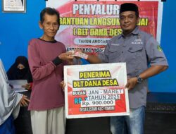 Pemdes Lestari Salurkan BLT-DD Pada 35 KPM