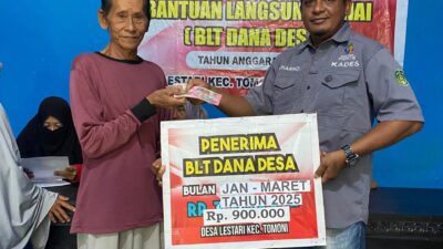 Pemdes Lestari Salurkan BLT-DD Pada 35 KPM