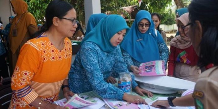 Pjs. Ketua TP PKK Lutim Lakukan SMEP PKK di Towuti