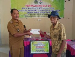 Pemdes Alam Buana Salurkan BLT DD Tahap IV untuk 18 Kepala Keluarga