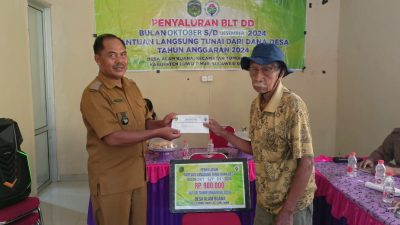 Pemdes Alam Buana Salurkan BLT DD Tahap IV untuk 18 Kepala Keluarga