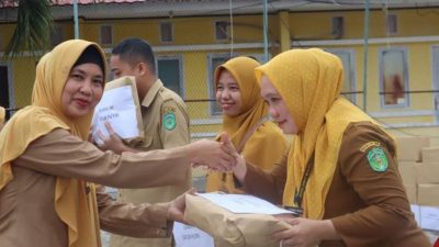 Apel Pagi Dirangkaikan dengan Penutupan dan Penerimaan Hadiah Direktur Cup 1 RSUD I LAGALIGO