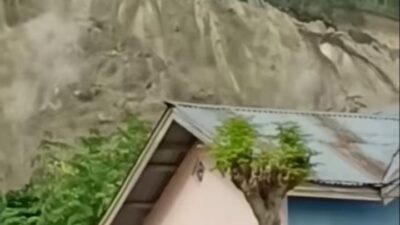 Tanah Longsor Terjadi di Donggala, Warga dan Murid SDN 21 Banawa Panik