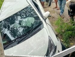 Kecelakaan Lalu Lintas di Matakali, Mobil Tabrak Motor Parkir