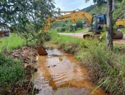 KOMITMEN TERHADAP LINGKUNGANPT PRIMA UTAMA LESTARI NORMALISASI SALURAN AIR DIDUSUN SALOCIU