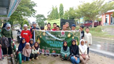 SDN 102 Burau Berbagi Takjil, Wujud Kepedulian di Bulan Ramadan