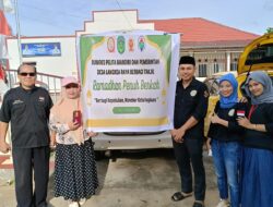 BUMDES Pelita Mandiri dan Pemerintah Desa Langkea Raya Bagikan Takjil untuk Pengguna Jalan di Bulan Ramadhan
