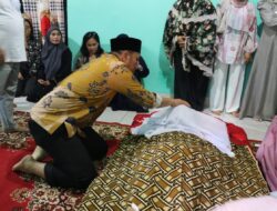Bupati Luwu Timur Doakan dan Lepas Kepergian Dua Warga Towuti