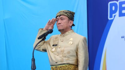 Pimpin Upacara Hardiknas, Bupati Irwan Tegaskan Komitmen Pendidikan Berkualitas untuk Semua