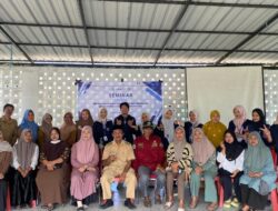 Revitalisasi UMKM Lokal, Mahasiswa KKN Universitas Muhammadiyah Palopo Gelar Seminar Ekonomi Digital di Desa Lakawali