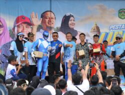 Tampil Unik, Tiga Peserta Fun Run Lutim Dapat Doorprize Langsung dari Bupati