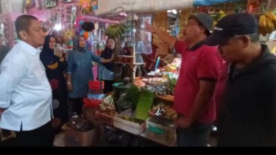 Tindak Lanjut Rapat Bersama Pedagang, Bupati Irwan Cek Kondisi Pasar Malindungi