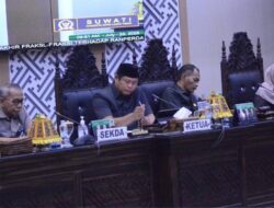 Sekda Lutim Hadiri Paripurna Pendapat Akhir Fraksi Terhadap Ranperda APBD 2024