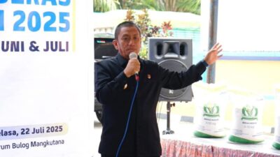 Bupati Irwan Lepas Bantuan Beras untuk 16.040 Keluarga di Luwu Timur