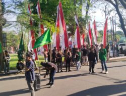 Aliansi Wija To Luwu Demo di Mapolda Sulsel. Desak Polisi Tuntaskan Kasus Penyerangan Kampus dan Asrama